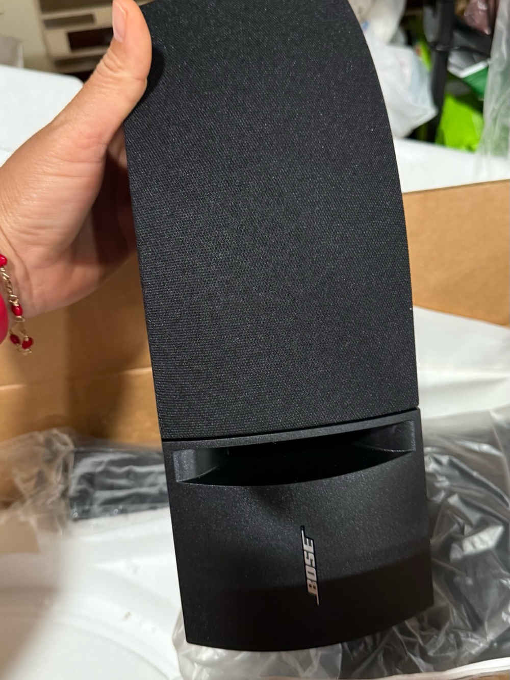 New Never Used BOSE 161 Speaker System (Pair) BLACK Shelf Surround
Speakers